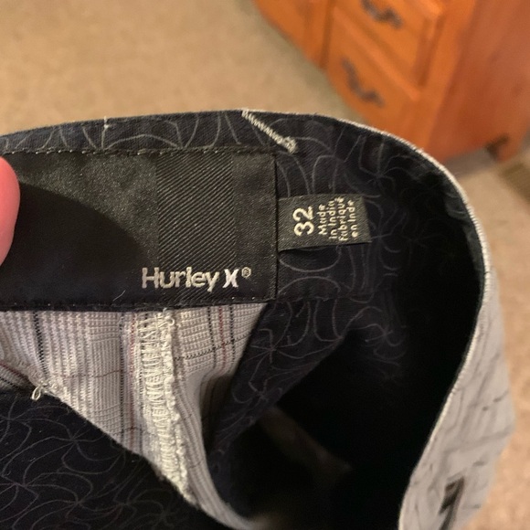 Hurley shorts - Picture 3 of 3